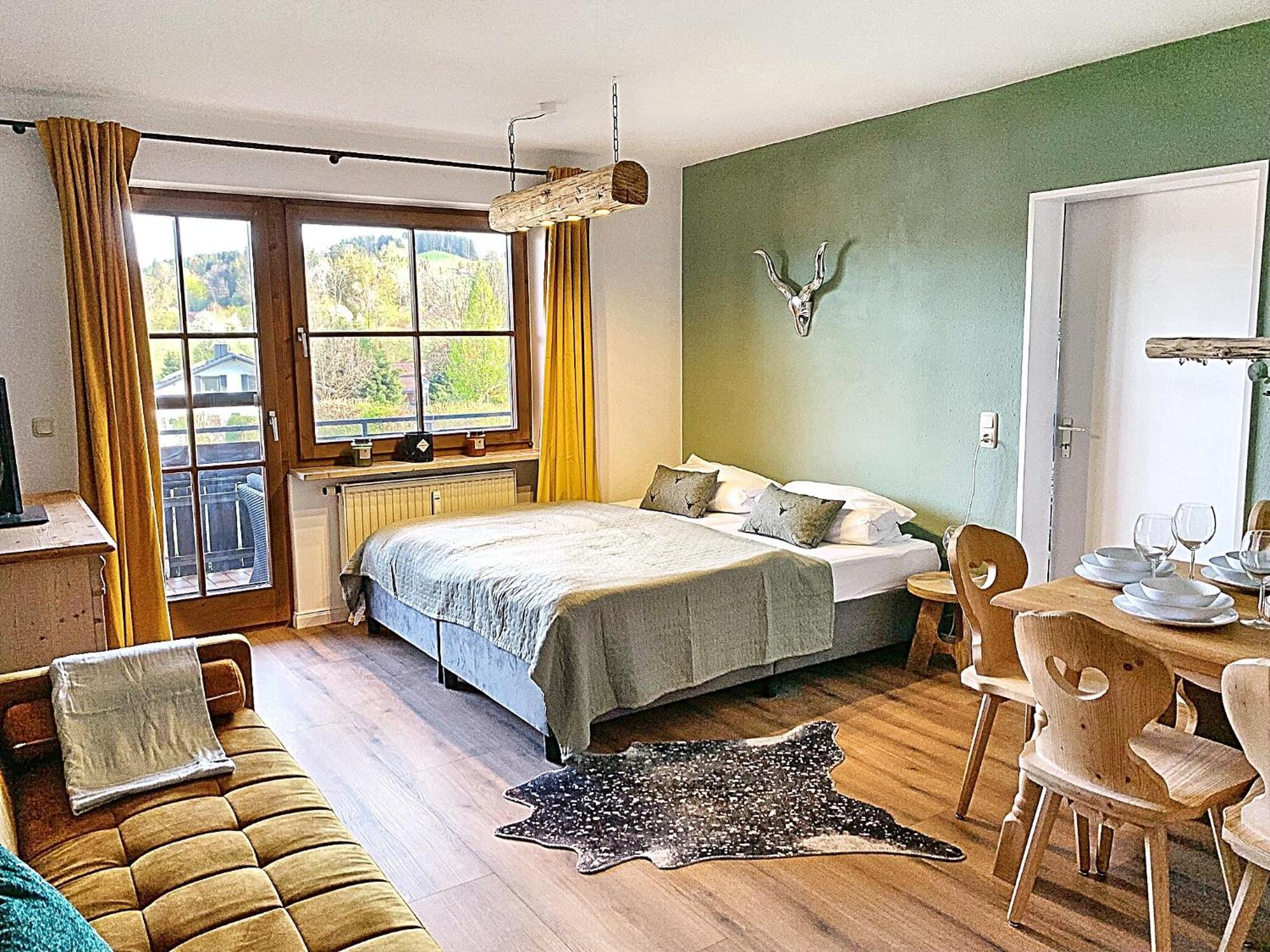 Lindners Hideaways - Bergnest Lodge - Bergblick Fewo 6 Pers Balkon Garten Hund Ski Unterkunft Luftkurort Oberreute Naehe Buchenegger Wasserfaelle Eistobel Bodensee المظهر الخارجي الصورة